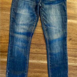 Stylish Women's Skinny Jeans